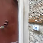 Vicolo Mari