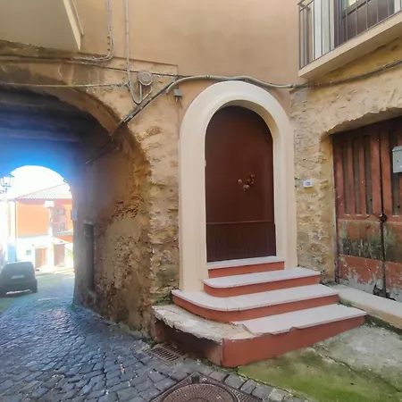 Vicolo Mari